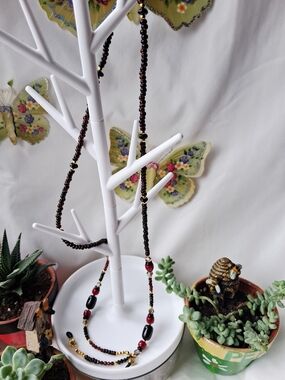 Granite Red And Black Barrel Beaded and Gold Accents Long Eyeglass Chain